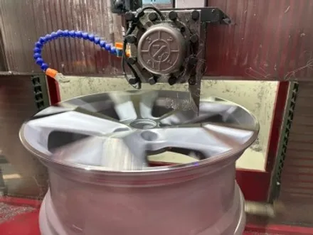 [울산 휠랜드] 벤츠 E200 CNC 다이아몬드 컷팅· 슈퍼하이그로시 아크릴 클리어 블랙분체 코팅 / 울산 울주