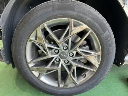 [제네시스 GV70 스퍼터링크롬 19인치 휠교체 미쉐린 프라이머시 투어 AS GOE 235 55 19 타이어 교체 경기광주 휠교체 타이어 휠도색 휠복원] 분당 성남 용인 하남 / 광주. 성남, 용인, 수원