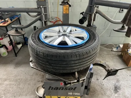 [KGM 티볼리 16인치 메탈릭실버 순정휠 휠복원 경기광주 휠복원 휠도색 휠교환 타이어] 분당 용인 성남 하남 수원 / 경기광주 문형동