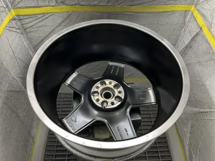 [벤츠 GLE350d 20인치 휠 검정반무광 휠도색 경기광주 휠복원 휠도색 휠수리 타이어 휠사무소] 분당 하남 성남 용인 수원 / 광주. 성남, 용인, 수원