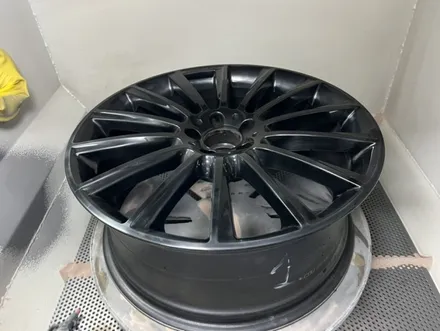 [벤츠 GLC43 AMG 20인치 마차휠 검정유광 재도색 경기광주 휠도색 휠복원 휠교환 타이어 휠사무소] 분당 용인 성남 하남 수원 / 광주. 성남, 용인, 수원