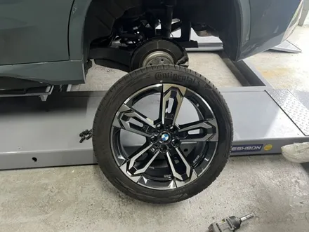 [BMW X1 20i 19인치 순정 컷팅휠 휠복원 경기광주 휠복원 휠도색 휠교체 타이어] 분당 성남 하남 수원 용인 / 경기광주 문형동