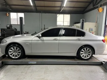 [BMW 535i 18인치 휠 피렐리 245 45 18 신투라토 P7 타이어 교체 경기광주 타이어 휠도색 휠복원 휠교환 휠사무소] 분당 성남  하남 용인 수원 / 광주. 성남, 용인, 수원