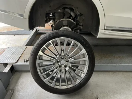 [BMW X7 xDrive 40i 22인치 컷팅휠 휠복원 경기광주 휠복원 휠도색 휠교환 타이어 휠사무소] 분당 성남 하남 용인 수원 / 광주. 성남, 용인, 수원