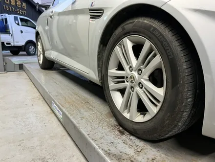[현대 투스카니 TE37 17인치 사제휠 휠 박리후 검정반무광 매트블랙 휠도색 휠사무소 경기광주 휠도색 휠복원 휠교환 타이어]  분당 성남 하남 용인 수원 / 광주. 성남, 용인, 수원