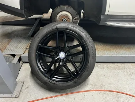 [벤츠 GLE 350d 21인치 순정휠 검정반무광 매트블랙 휠도색 경기광주 휠도색 휠복원 휠교체 타이어] 분당 용인 성남 하남 수원 / 경기광주 문형동