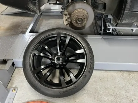 [BMW X5 40d 20인치 순정휠 검정반무광 매트블랙 휠도색 경기광주 휠도색 휠복원 휠교환 타이어] 분당 용인 하남 성남 수원 / 경기광주 문형동