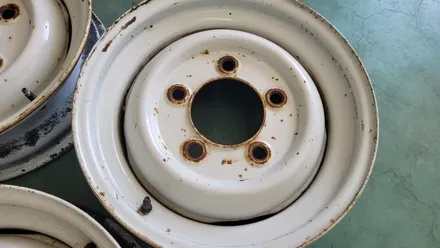 랜드로버 레인지로버 클래식카 올드카 스틸휠 16인치 검정유광 휠도색 휠복원 휠수리 경기광주 분당 성남 용인 수원 하남 / 광주. 성남, 용인, 수원