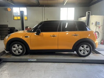 [미니쿠퍼S 15인치 휠 검정 유광 휠도색 경기광주 휠사무소] 휠복원 휠수리 성남 분당 용인 하남 수원 / 광주. 성남, 용인, 수원