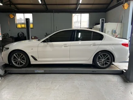 [BMW 5시리즈 520d 18인치 휠 검정 반무광 휠도색 경기광주 휠도색 휠복원 휠수리 타이어] 용인 성남 분당 하남 수원 / 광주. 성남, 용인, 수원