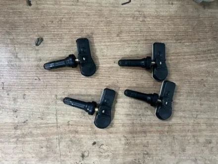 [제네시스 G70 19인치 순정휠 검정반무광(매트블랙) 휠도색 경기광주 휠도색 휠복원 휠교체 타이어] 분당 성남 용인 수원 하남 / 경기광주 문형동