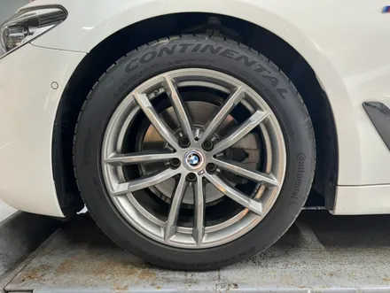 [BMW 5시리즈 520d 18인치 휠 검정 반무광 휠도색 경기광주 휠도색 휠복원 휠수리 타이어] 용인 성남 분당 하남 수원 / 광주. 성남, 용인, 수원