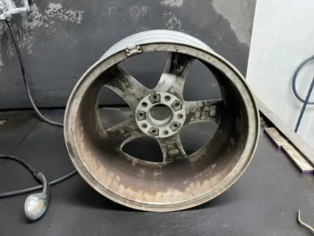 [BMW 320d 투어링 순정 17인치 휠 메탈릭실버 휠복원 경기광주 휠복원 휠도색 휠교환 타이어 휠사무소] 분당 하남 용인 성남 수원 / 광주. 성남, 용인, 수원