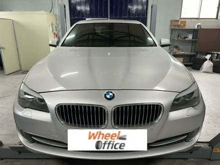 [BMW 528i 순정 18인치 휠 메탈릭실버 휠복원 경기광주 휠복원 휠도색 휠교체 타이어] 용인 분당 성남 하남 수원 / 경기광주 문형동