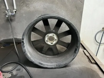 [볼보 XC60 20인치 순정 컷팅 휠 휠복원 경기광주 휠복원 휠도색 휠교체 타이어] 성남 분당 용인 하남 수원 / 경기광주 문형동