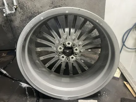 BMW 730d 20인치 휠 메탈릭 실버 휠도색 휠복원 휠수리 분당 성남 용인 수원 경기 광주 하남 / 광주. 성남, 용인, 수원