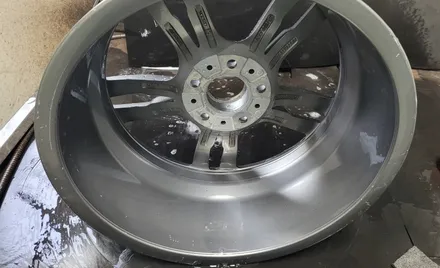 [BMW 320d 순정 18인치 휠복원 경기광주 휠도색 휠수리 휠사무소] 용인 성남 분당 하남 수원 / 광주. 성남, 용인, 수원