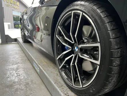 [BMW Z4 sDrive 20i m 순정 19인치 휠 검정유광 휠도색 경기광주 휠도색 휠복원 휠수리 타이어] 하남 분당 용인 성남 수원 / 광주. 성남, 용인, 수원