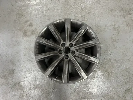 [아우디 A7 3.0 tdi 19인치 V7 건메탈 반무광 휠 재도색 경기광주 휠도색 휠복원 휠교환 타이어 휠사무소] 분당 용인 하남 성남 수원 / 광주. 성남, 용인, 수원