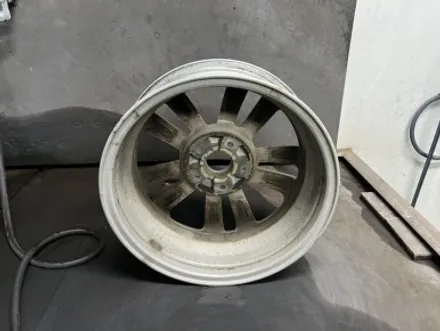 [KGM 티볼리 16인치 메탈릭실버 순정휠 휠복원 경기광주 휠복원 휠도색 휠교환 타이어] 분당 용인 성남 하남 수원 / 경기광주 문형동