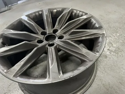 [아우디 A7 3.0 tdi 19인치 V7 건메탈 반무광 휠 재도색 경기광주 휠도색 휠복원 휠교환 타이어 휠사무소] 분당 용인 하남 성남 수원 / 광주. 성남, 용인, 수원