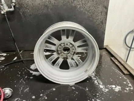 [KGM 티볼리 16인치 메탈릭실버 순정휠 휠복원 경기광주 휠복원 휠도색 휠교환 타이어] 분당 용인 성남 하남 수원 / 경기광주 문형동