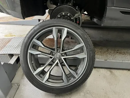 [Audi 아우디 SQ8 22인치 피렐리 285 40 22 피제로 타이어 교체 경기광주 타이어 휠도색 휠복원 휠교환 휠사무소] 분당 용인 성남 하남 수원 / 광주. 성남, 용인, 수원