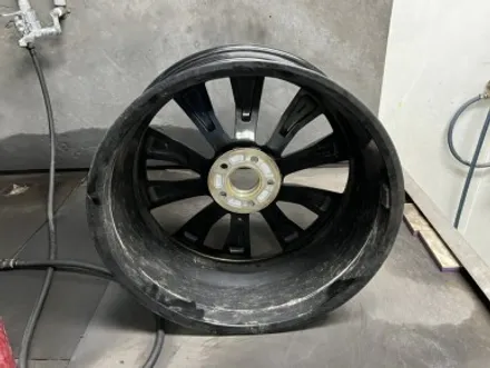 [VOLVO 볼보 XC60 순정 19인치 휠 휠복원 경기광주 휠복원 휠도색 휠교환 타이어 휠사무소] 분당 하남 용인 성남 수원 / 광주. 성남, 용인, 수원