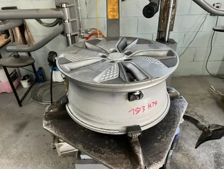[현대 코나 17인치 사일룬 215 55 17 인스파이어 사계절 타이어교체 경기광주 타이어 휠도색 휠복원 휠교체] 분당 용인 성남 하남 수원 / 광주. 성남, 용인, 수원