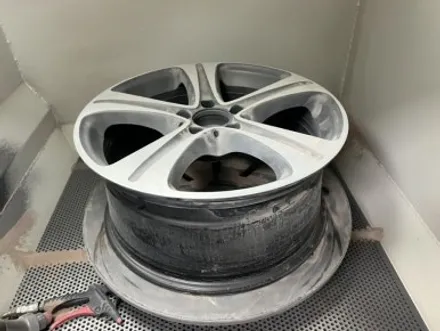 [벤츠 E클래스 E300 18인치  순정 컷팅휠 휠복원 미쉐린 245 45 18 CC2 타이어교체 경기광주 휠복원 타이어 휠도색 휠교체] 용인 분당 성남 하남 수원 / 경기광주 문형동