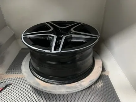 [벤츠 A클래스 A35 AMG 순정 18인치 휠 휠복원 경기광주 휠복원 휠도색 휠교환 타이어] 분당 성남 용인 하남 수원 / 경기광주 문형동