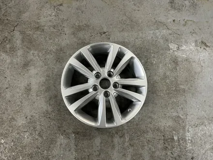 [KGM 티볼리 16인치 메탈릭실버 순정휠 휠복원 경기광주 휠복원 휠도색 휠교환 타이어] 분당 용인 성남 하남 수원 / 경기광주 문형동