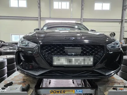 [화성 휠도색 / 동탄 휠도색] 제네시스 G70 19인치 유광 블랙 분체도장, 레드 캘리퍼와 환상 조합 / 화성시 팔탄면