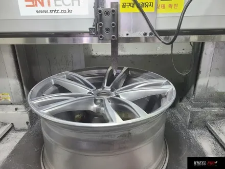 [WHEEL PRO SHOP][휠프로샵]BMW 7시리즈 휠 복원/울산 휠 도색/휠 분체도장/휠 도색 맛집/휠도색/울산휠/울산 휠수리/울산 휠/울산 휠복원 / 울산 북구, 경남