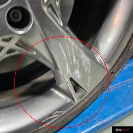 울산광역시 북구 / 휠복원(휠수리) 블랙유광 도색 / 제네시스 / GV80