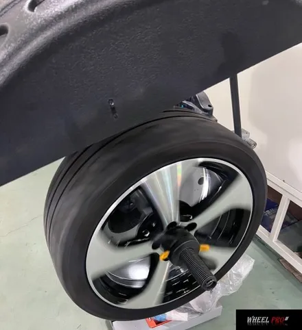 [WHEEL PRO SHOP][휠프로샵]폭스바겐 골프 휠 복원/다이아커팅/울산휠도색/휠수리/울산휠복원/휠분체도장/울산휠/울산 휠수리/울산 휠복원/울산 휠도색 / 울산 북구, 경남