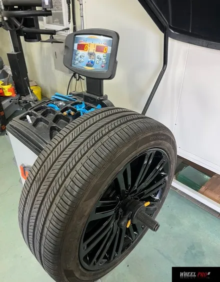 [WHEEL PRO SHOP][휠프로샵]랜드로버 디스커버리5 휠 복원 도색/울산 휠 도색/휠 분체도장/휠 도색 맛집/휠도색/울산휠/울산 휠수리/울산 휠/울산 휠복원 / 울산 북구, 경남
