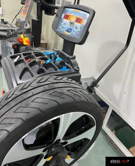 [WHEEL PRO SHOP][휠프로샵]폭스바겐 골프 휠 복원/다이아커팅/울산휠도색/휠수리/울산휠복원/휠분체도장/울산휠/울산 휠수리/울산 휠복원/울산 휠도색 / 울산 북구, 경남