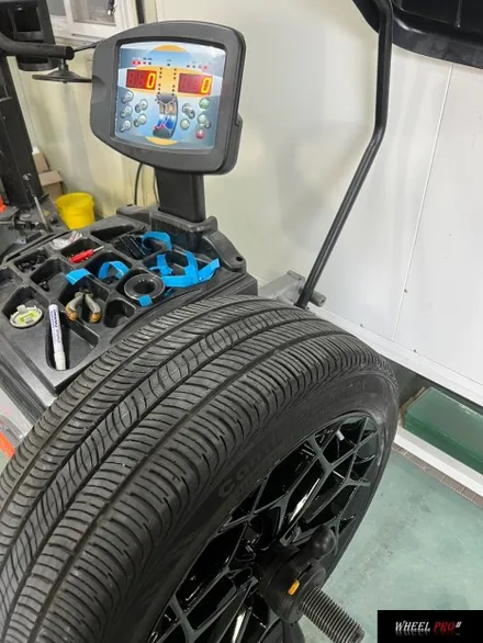 [WHEEL PRO SHOP][휠프로샵]제네시스 G80 휠 복원 도색/울산 휠 도색/휠 분체도장/휠 도색 맛집/휠도색/울산휠/울산 휠수리/울산 휠/울산 휠복원 / 울산 북구, 경남