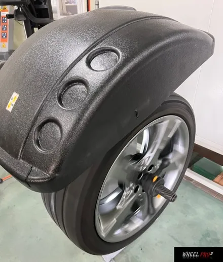 [WHEEL PRO SHOP][휠프로샵]제네시스 GV80 휠 복원 도색/울산 휠 도색/휠 분체도장/휠 도색 맛집/휠도색/울산휠/울산 휠수리/울산 휠/울산 휠복원 / 울산 북구, 경남