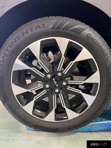 [WHEEL PRO SHOP][휠프로샵]카니발 휠 블랙 유광/울산 휠 도색/휠 분체도장/휠 도색 맛집/휠도색/울산휠/울산 휠수리/울산 휠 / 울산 북구, 경남