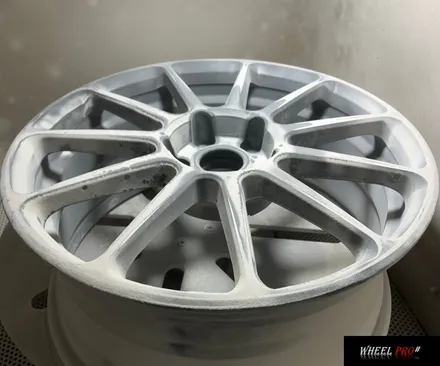 [WHEEL PRO SHOP][휠프로샵]폭스바겐 골프 GTD 휠 복원 /울산 휠 도색/휠 분체도장/휠 도색 맛집/휠도색/울산휠/울산 휠수리/울산 휠/울산 휠복원 / 울산 북구, 경남