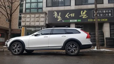 볼보xc60 d5 다이아컷팅 순정휠복원(수원휠도색, 수원휠복원, 수원휠수리, 수원휠크랙, 수원휠폴리싱, 수원휠타이어, 안산휠도색, 안산휠수리, 안산휠복원, 평동휠복원, 휠세븐) / 수원 탑동