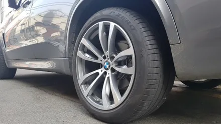 bmw x5 순정휠복원 (수원휠복원 /수원휠도색 /수원휠수리 /안산휠도색 /안산휠수리 /안산휠복원 /평동휠도색 /평동휠복원 /평동휠수리 /수원휠세븐 /휠세븐 /휠복원 /휠수리) / 수원 탑동