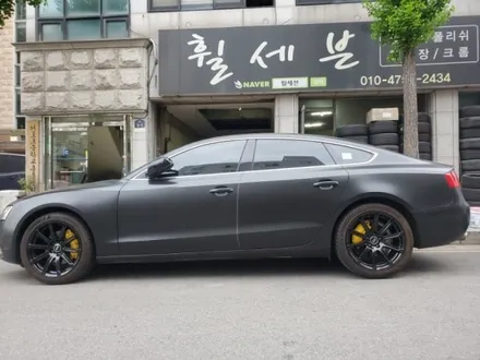 아우디 A5순정휠도색 블랙유광도색 수원휠복원 수원휠수리 수원휠도색 / 수원 탑동