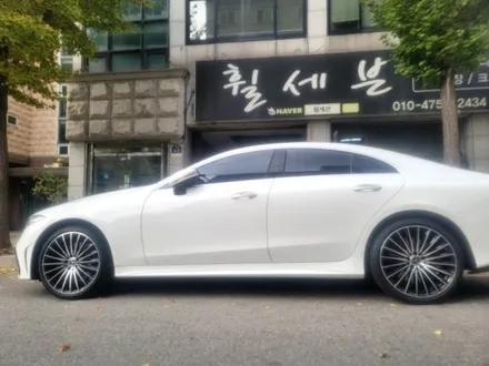 수원휠도색 수원휠복원 수원휠수리 벤츠 cls450 주차기스 파손 휠 복원작업 / 수원 탑동