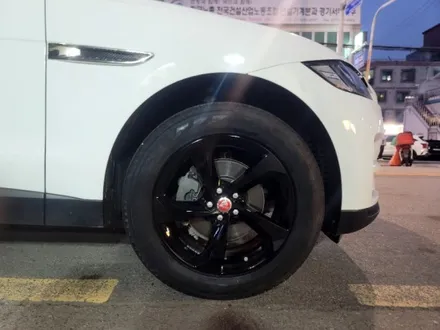 수원 휠도색 재규어 f페이스, 복원,수리 색상변경 블랙유광도색..작업 / 수원 탑동