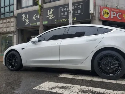 테슬라 모델3 순정휠도색 블랙유광도색 수원휠수리 수원휠복원 수원휠도색 / 수원 탑동