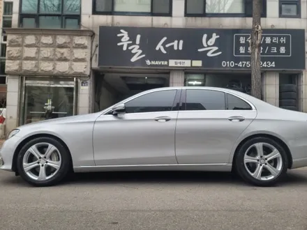 수원휠도색 벤츠 e220d 실버 복원 주차기스 완벽복원 작업 / 수원 탑동