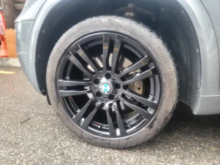 수원휠도색 수원휠복원 수원휠수리 bmw x5 20인치 순정휠 블랙유광 / 수원 탑동